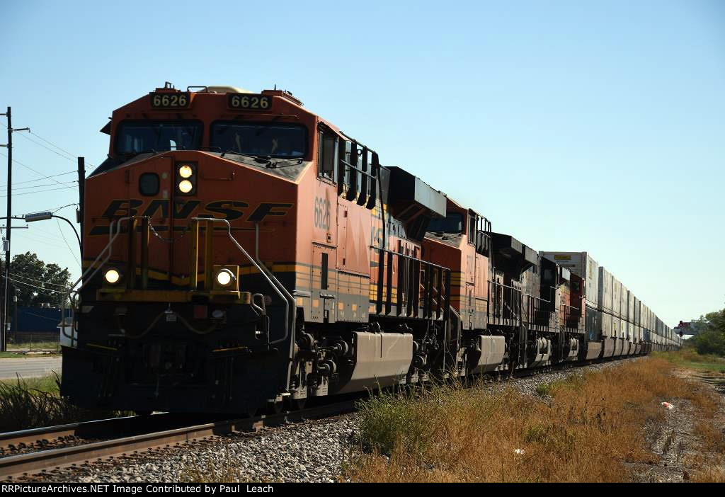 Intermodal cruises west